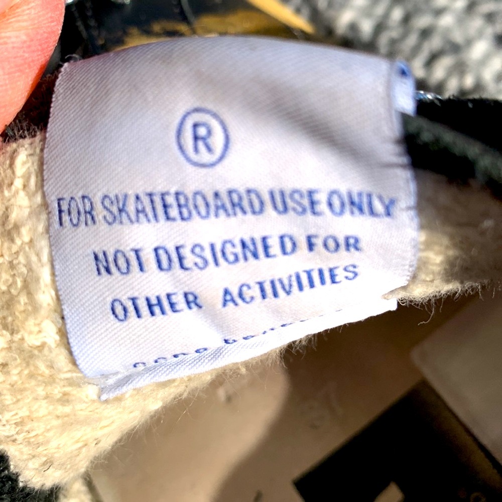GOLDEN GOOSE HI STAR BLACK LEATHER  TRAINERS GOLD DETAIL THICK SOLE EUC SIZE 37 - Picture 11 of 16